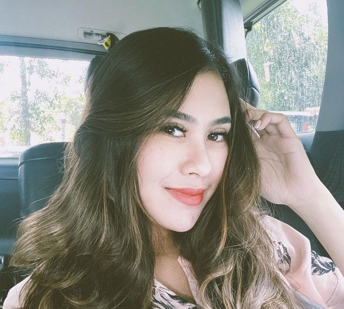 Syahnaz Unggah Foto Lawas, Netizen Salfok Wajah Raffi Ahmad: Bikin