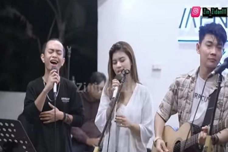 Chord Lagu Kunci Gitar Buih Jadi Permadani Exist Cover