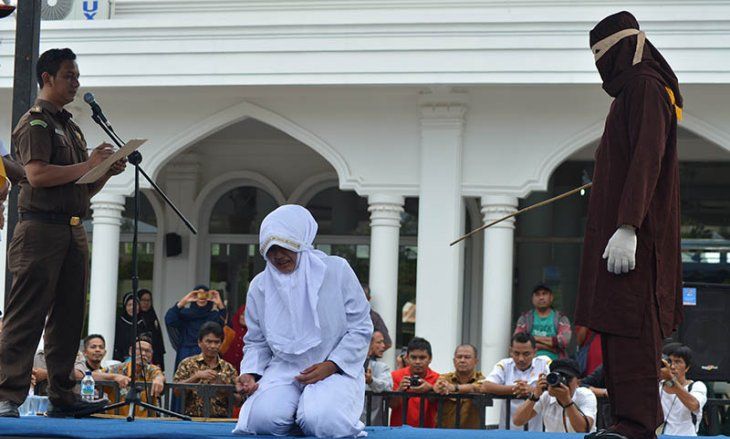 Terbukti Berbuat Mesum Pasangan Oknum Pns Di Aceh Dijatuhi Hukuman 