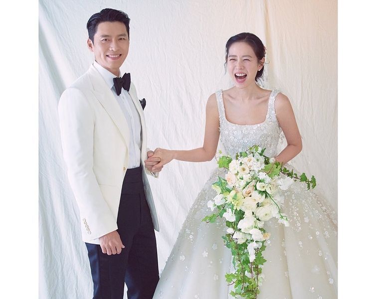 Resmi Jadi Suami Istri, Foto Pernikahan Hyun Bin dan Son Ye Jin Bak Raja dan Ratu