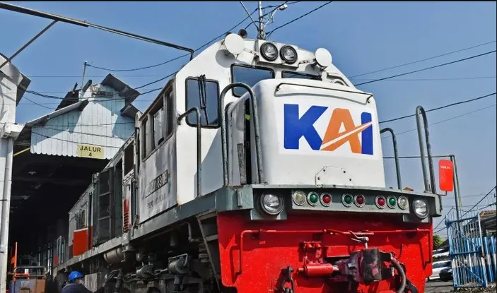 KAI Tindak Tegas Penumpang Sengaja Turun Melebihi Relasi Tiket, Termasuk Larangan Naik Kereta Api 180 Hari