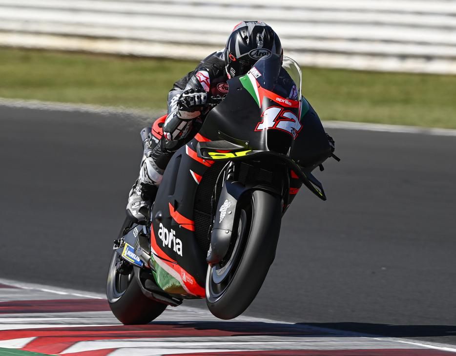 Tatap MotoGP Musim Depan Maverick Vinales Tes Aprilia RS-GP 2022 di Misano