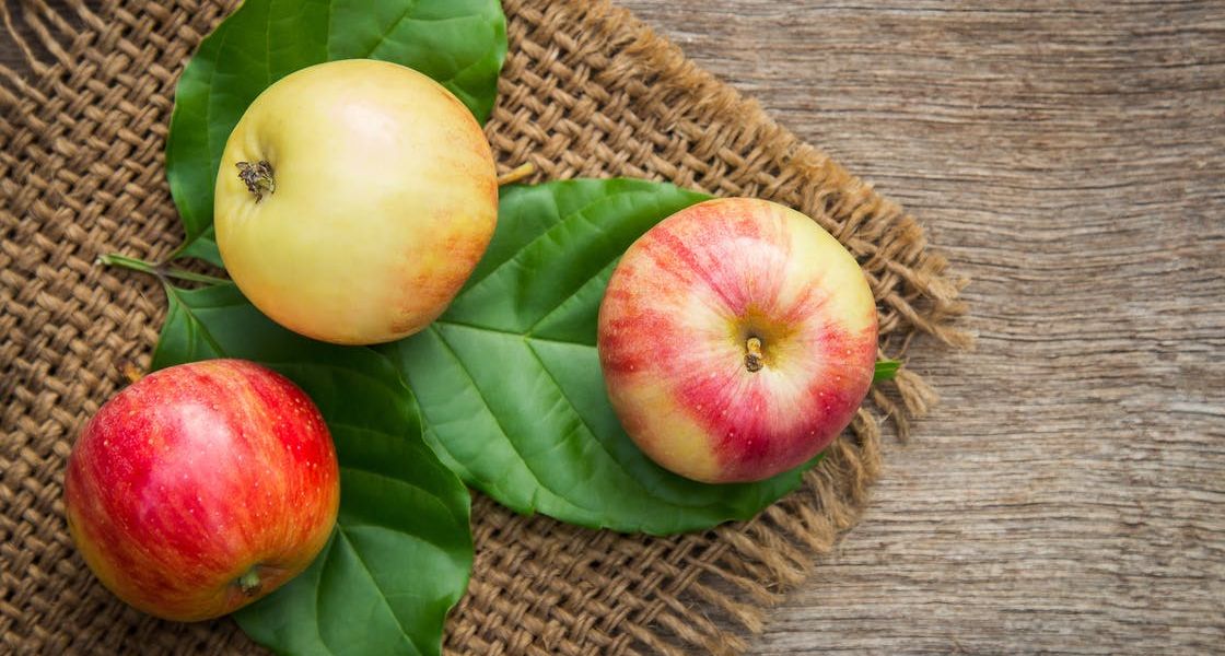 Apel bantu turunkan berat badan