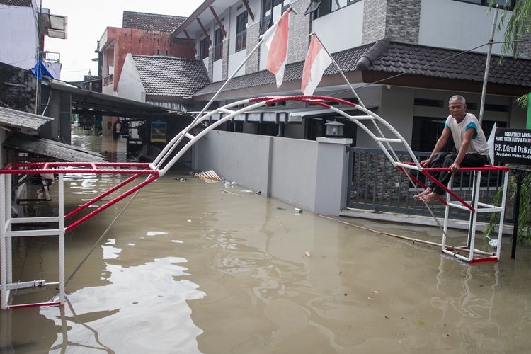 Warga Sebut Banjir Solo Mirip Peristiwa 2007,  Air Diprediksi Surut Lebih Lama