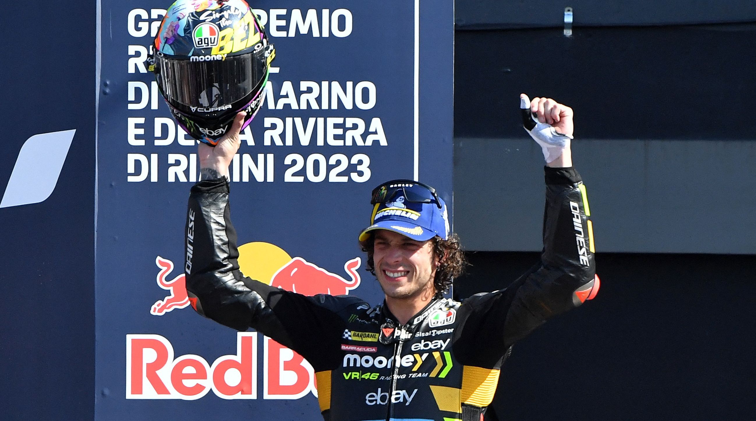 Pebalap asal Italia, Marco Bezzecchi berhasil menjuarai seri perdana MotoGP 2023 di India pada Minggu 24 September 2023.
