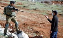 Pasukan Israel Serbu Kamp Pengungsi di Tepi Barat, Warga Palestina Ditembak Mati di Kepala