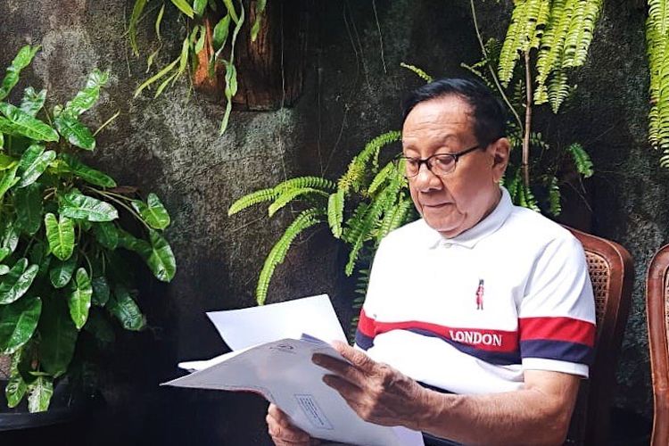 Profil Akbar Tanjung, Perjalanan Organisasi hingga Karier Politiknya