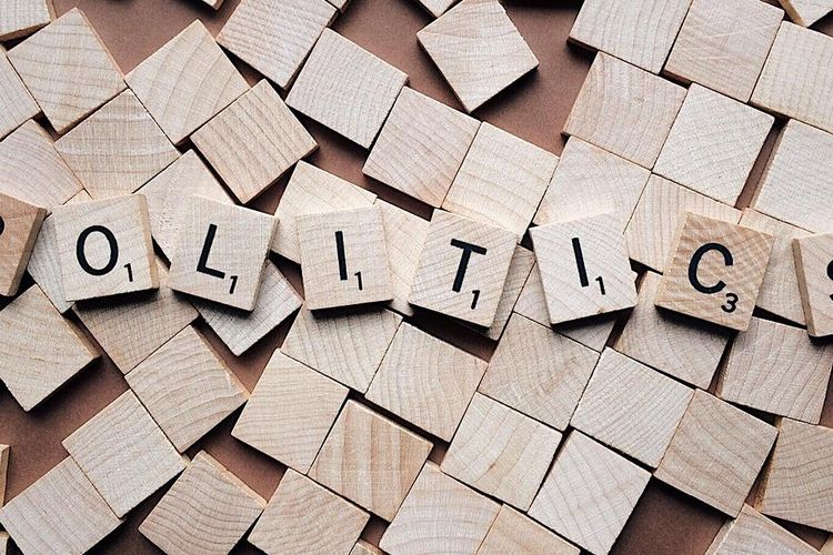 Apa itu Politik Identitas? Punya Peran di Pemilu dan Media Sosial