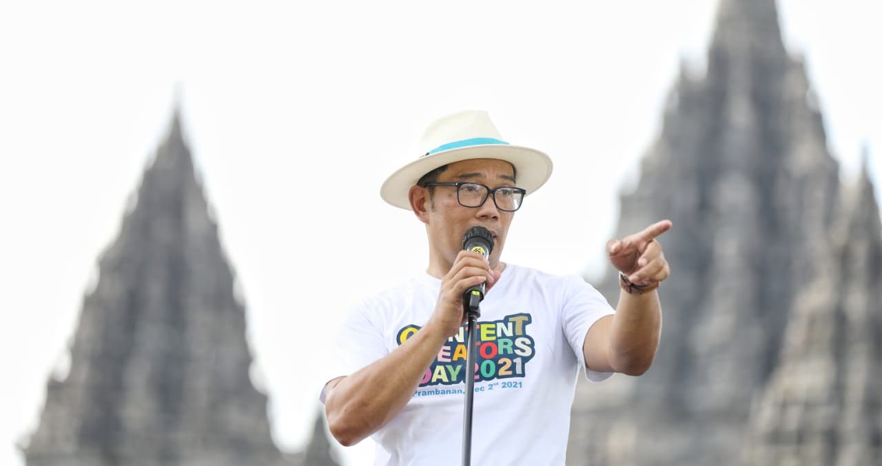 Gubernur Jabar Ridwan Kamil saat menghadiri Content Creators Day 2021 di Candi Prambanan, Kamis, 2 Desember 2021.