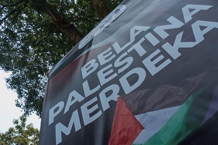 Roundup: Aksi Bela Palestina Digelar Hari Ini, 2 Juta Orang Diperkirakan Banjiri Monas