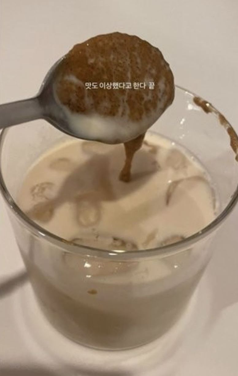 Rasa dalgona coffee buatan Jennie ternyata nggak enak/Koreaboo/Instagram/@jennierubyjane