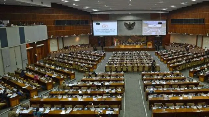 Putusan MK Tentang Ambang Batas Parlemen 4% Dalam Pemilu 2024, Tuai ...