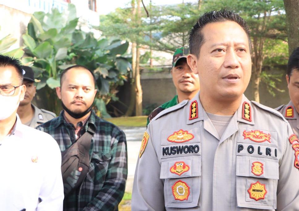 Kapolresta Bandung, Kombes Pol. Kusworo Wibowo perintahkan tembak di tempat bagi pelaku yang ancam keselamatan warga Kabupaten Bandung.*