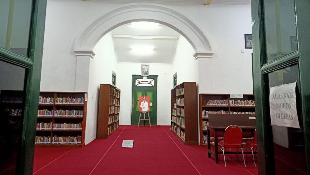 Tampilan dalam kantor Dinas Kearsipan dan Perpustakaan Klaten di Jalan Kanjengan