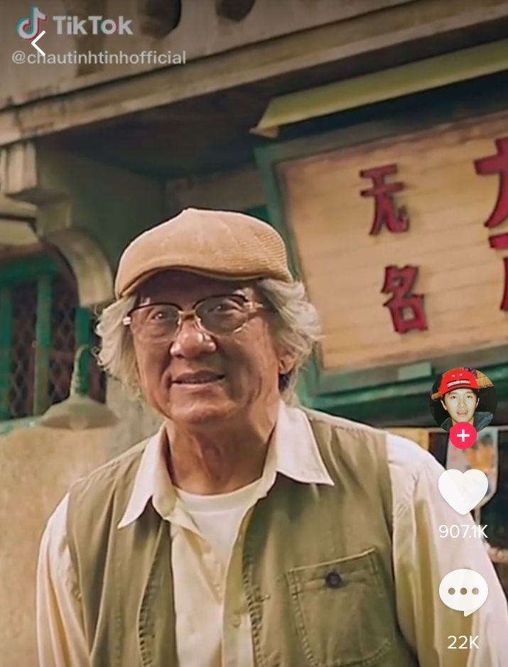 TangkapLayar video Jackie Chan tampak menua dan kesuliatan berjalan