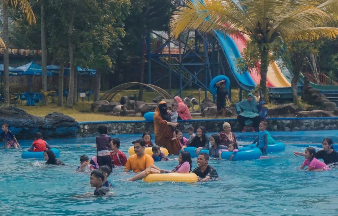 wisata keluarga sukabumi