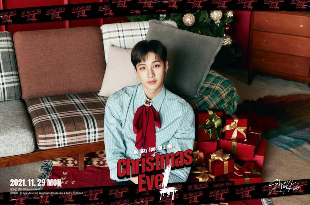 Bang Chan Stray Kids dalam teaser image Christmas EveL.