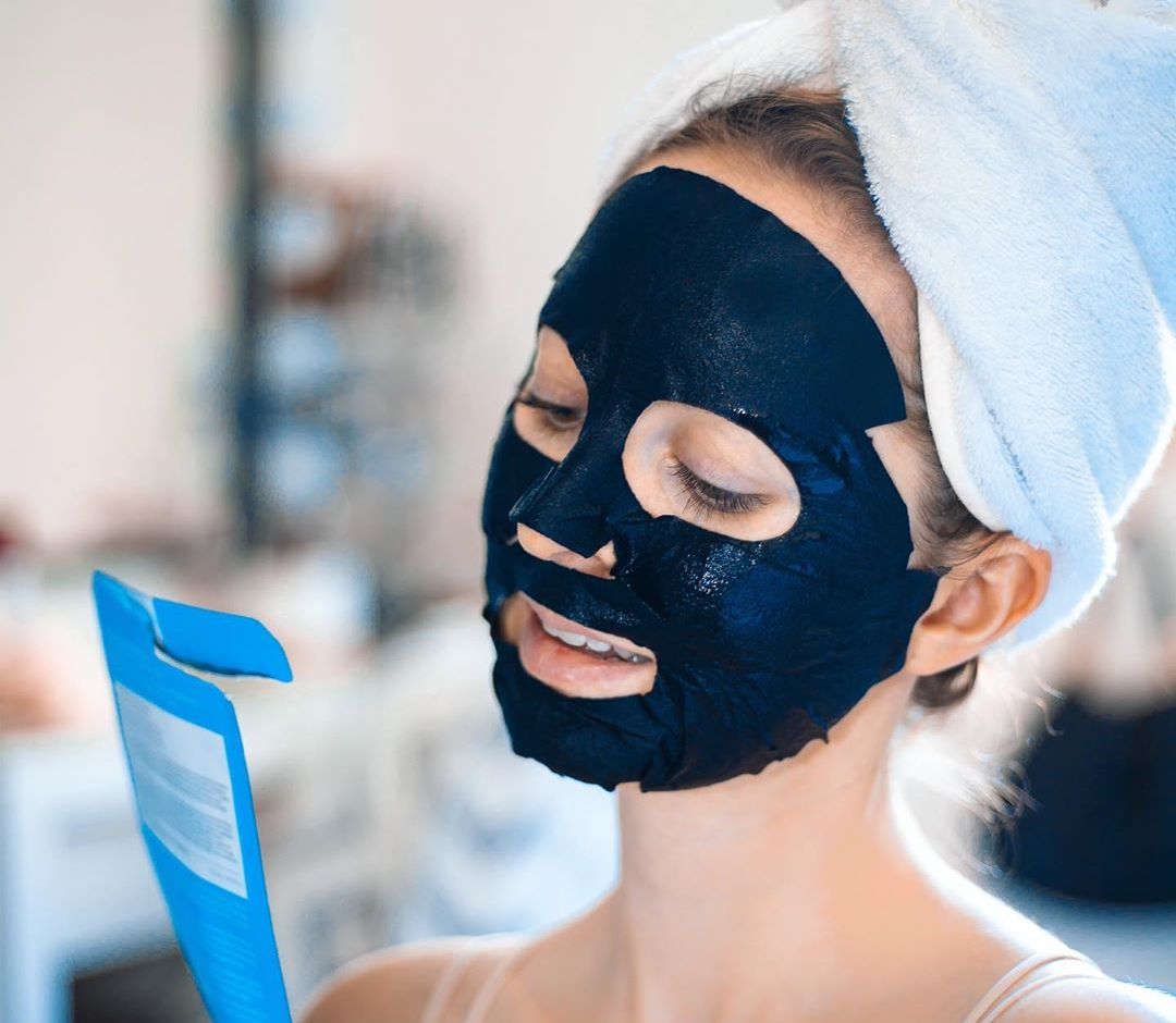 3 Resep Sederhana Membuat Masker Charcoal Sendiri Di Rumah Pikiran Rakyat Com