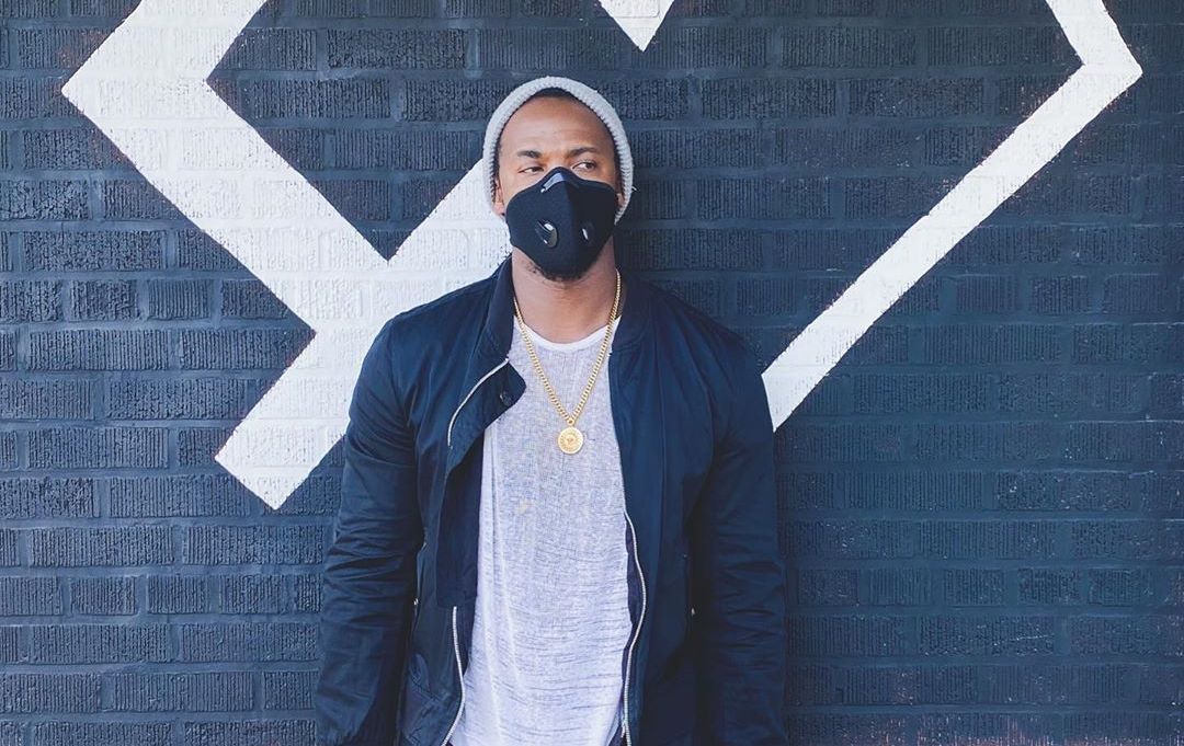 Viral Insiden Topeng Monyet Di Surabaya Mehcad Brooks Di Balik Insiden Ada 3 Kemungkinan Pikiran Rakyat Com