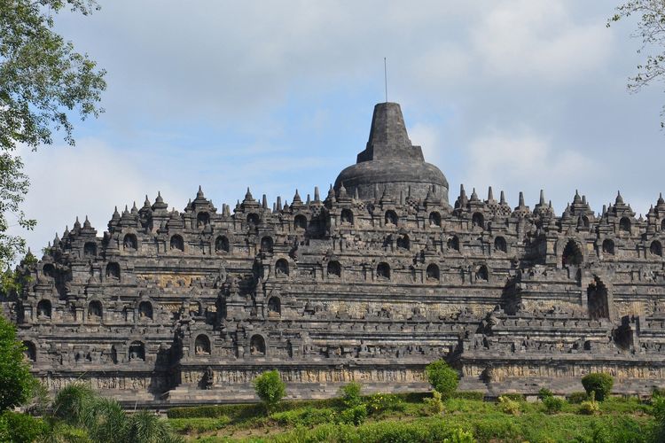 Pro Kontra Kenaikan Tiket Candi Borobudur, Minat Wisatawan Untuk ...