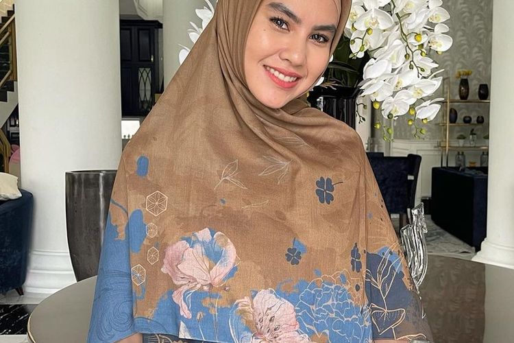 Profil Dan Biodata Kartika Putri Terbaru Istri Usman Bin Yahya Hot Sex Picture