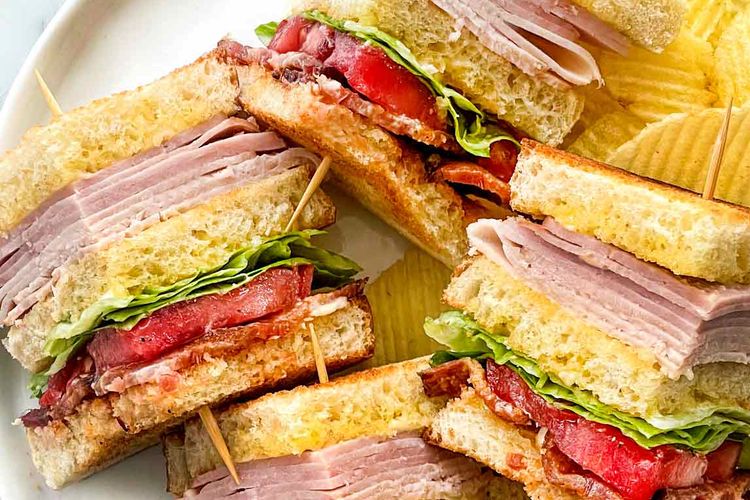 Club Sandwich: Hidangan Klasik Yang Lezat Dan Menyenangkan Ini Resepnya ...