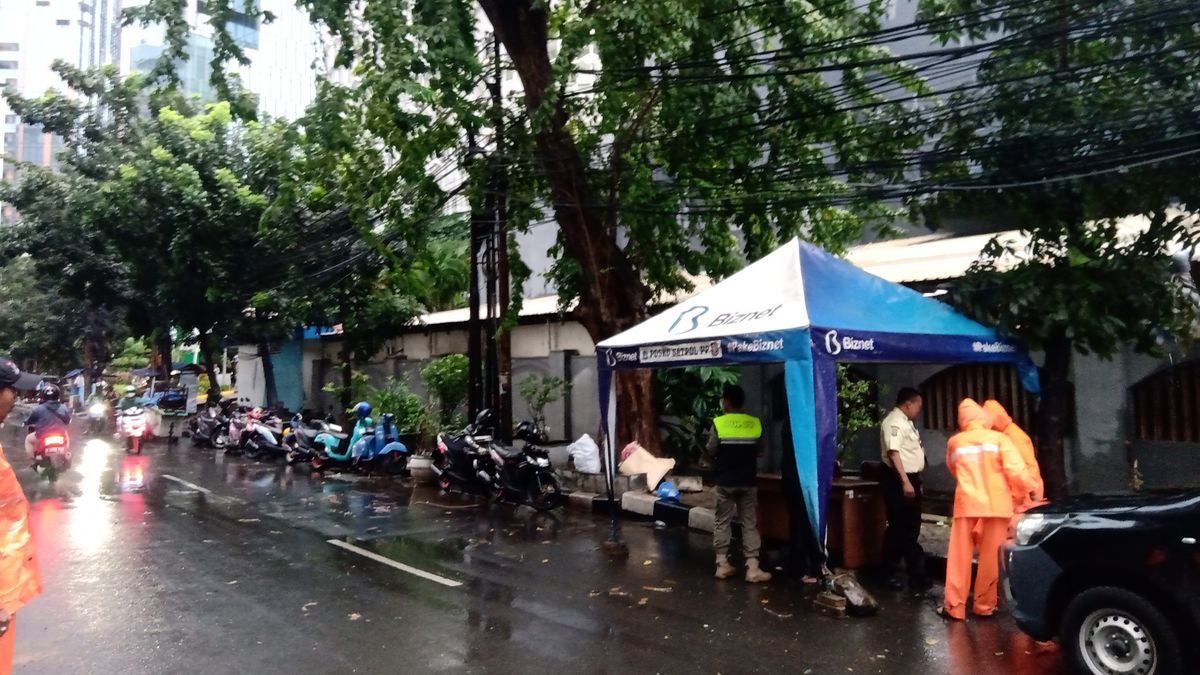 Tenda WNA Pencari Suaka Dibongkar Petugas Gabungan, Area di Kantor UNHCR Steril