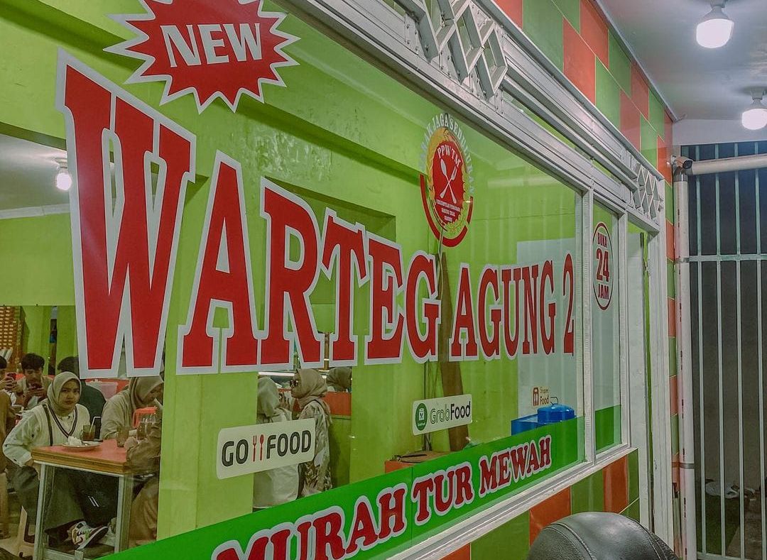 Ilustrasi Warteg menjadi pilihan warga Kabupaten Bogor untuk mencari makanan murah meriah.*