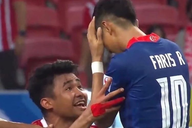 Meme Lucu Aksi Asnawi Datangi Pemain Timnas Singapura