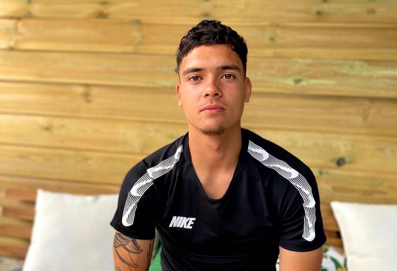 Profil Dan Biografi Shayne Pattynama , Terbaru Dan Update