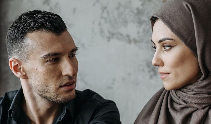 Bukan bercinta, hal ini ternyata justru buat hubungan langgeng.