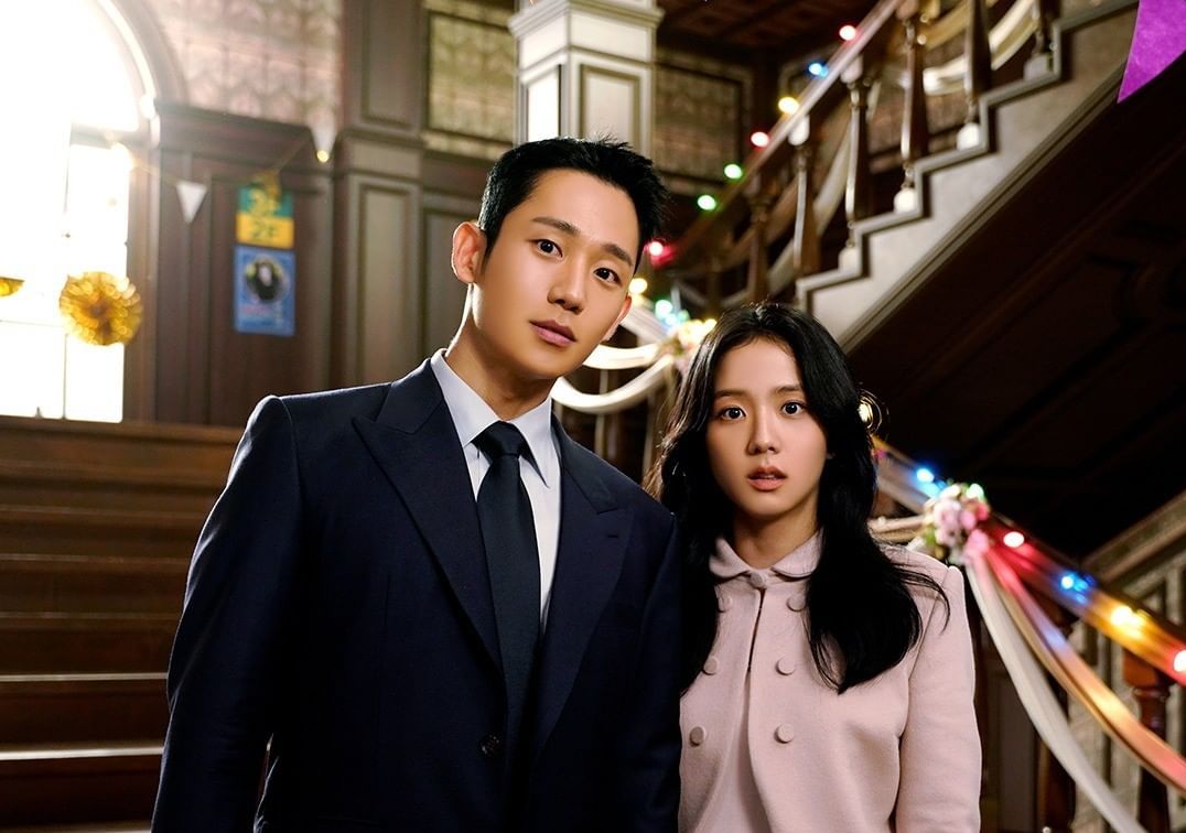 Snowdrop yang sebelumnya banyak menuai kontroversi membaik, rating dari drama yang dibintangi Jisoo BLACKPINK dan Jung Hae In meningkat.