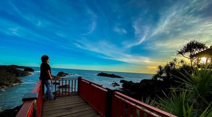 Pantai Menganti Kebumen 