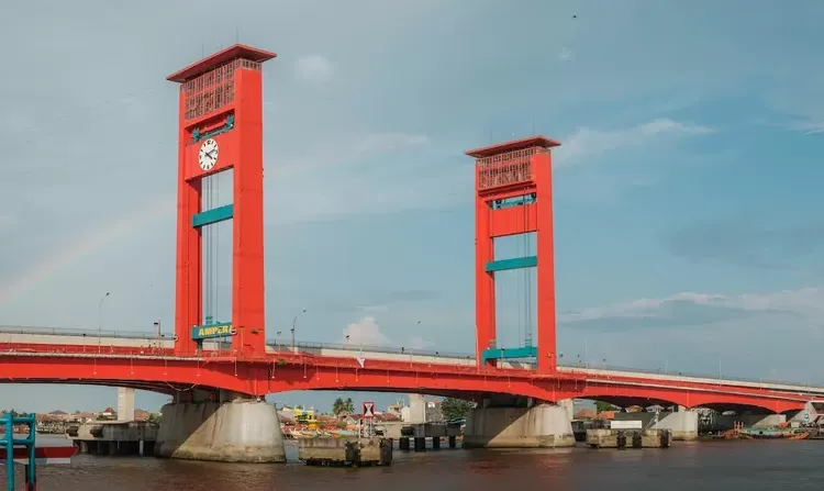 Night Paradise, 4 Pilihan Wisata Akhir Pekan Kota Palembang  yang  Seru Serta Ramai Pengunjung