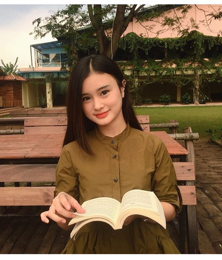 Viral Poto KTP Cantik, Ternyata ini Sosok Asli Pemilik KTP Tersebut