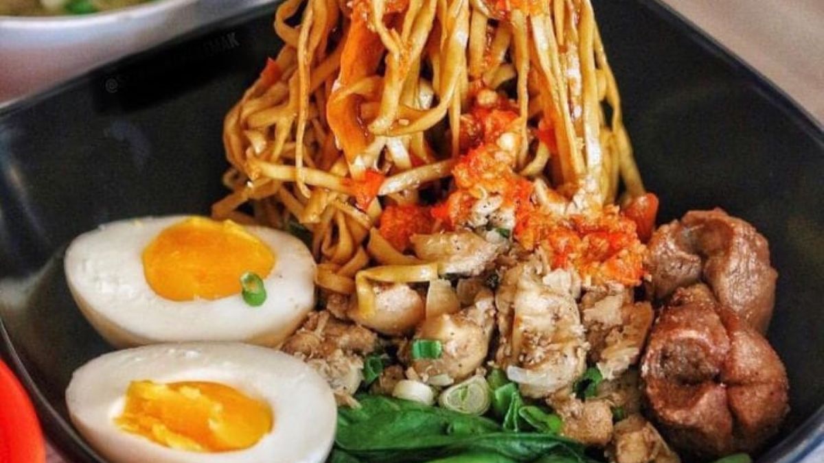 Top 6 Bakmi di Bandung yang Enaknya Bikin Nambah Terus, Beneran Wajib ...