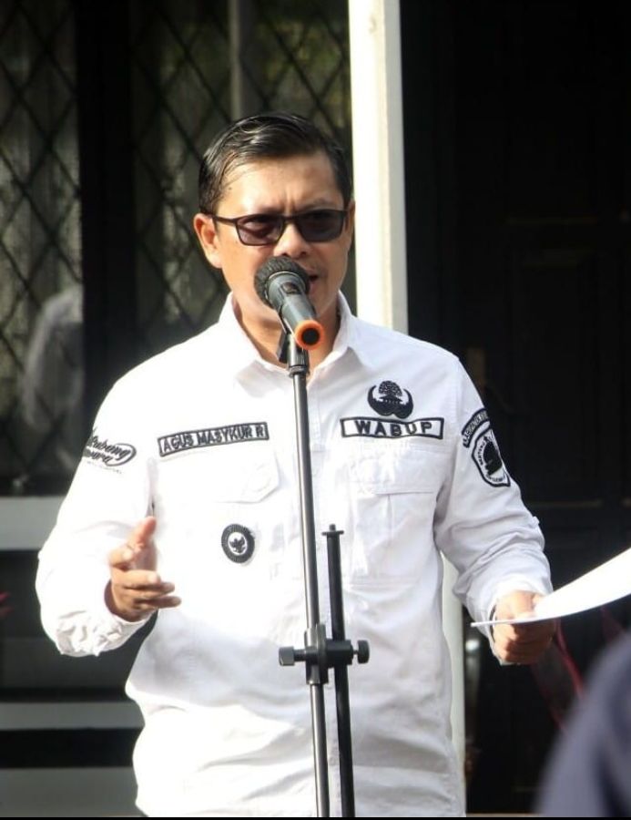 Wabub Agus Masykur Rosyadi pimpin apel di DKUPP Subang.