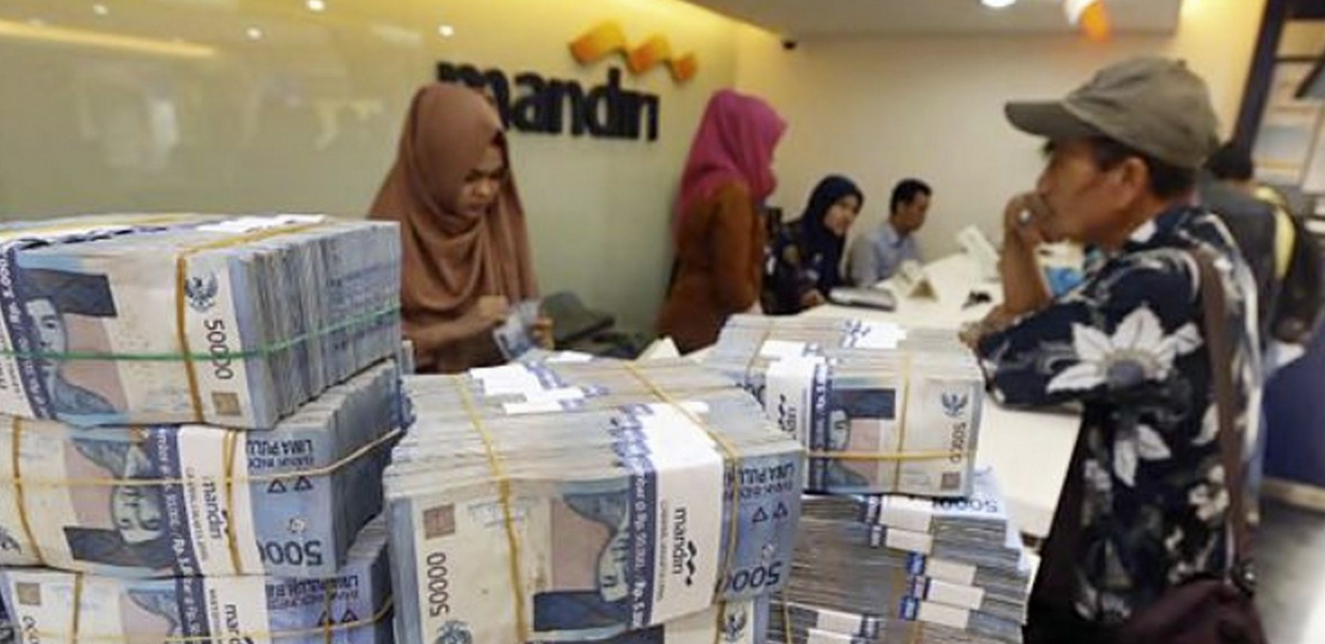 KUR 2023 Bank Mandiri Akhirnya Buka Pendaftaran? Cek Infonya untuk Dapat Ajukan Pinjaman sampai Rp500 Juta!