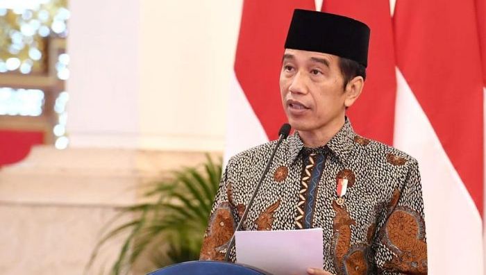 Presiden RI, Joko Widodo (Jokowi) terus didesak mundur.