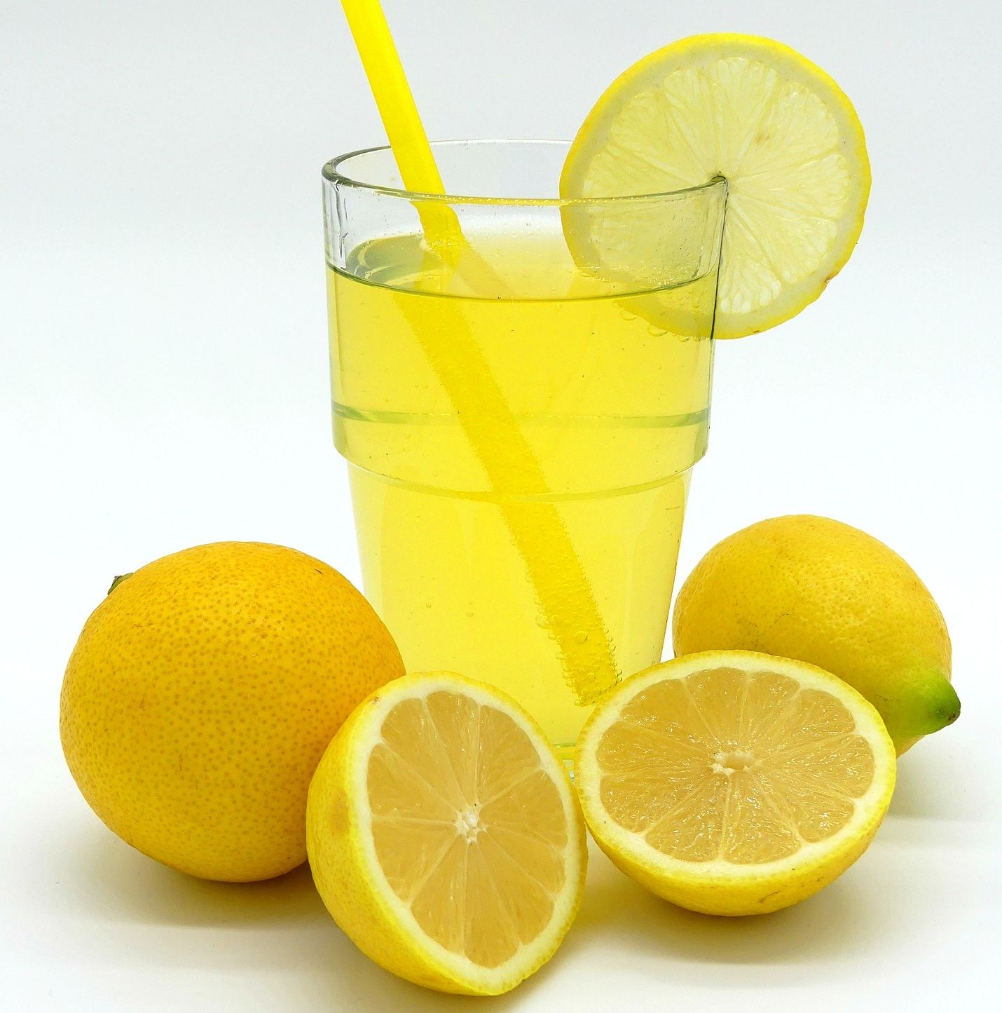5 Efek Samping Mengkonsumsi Lemon Secara Berlebihan yang jarang Diketahui