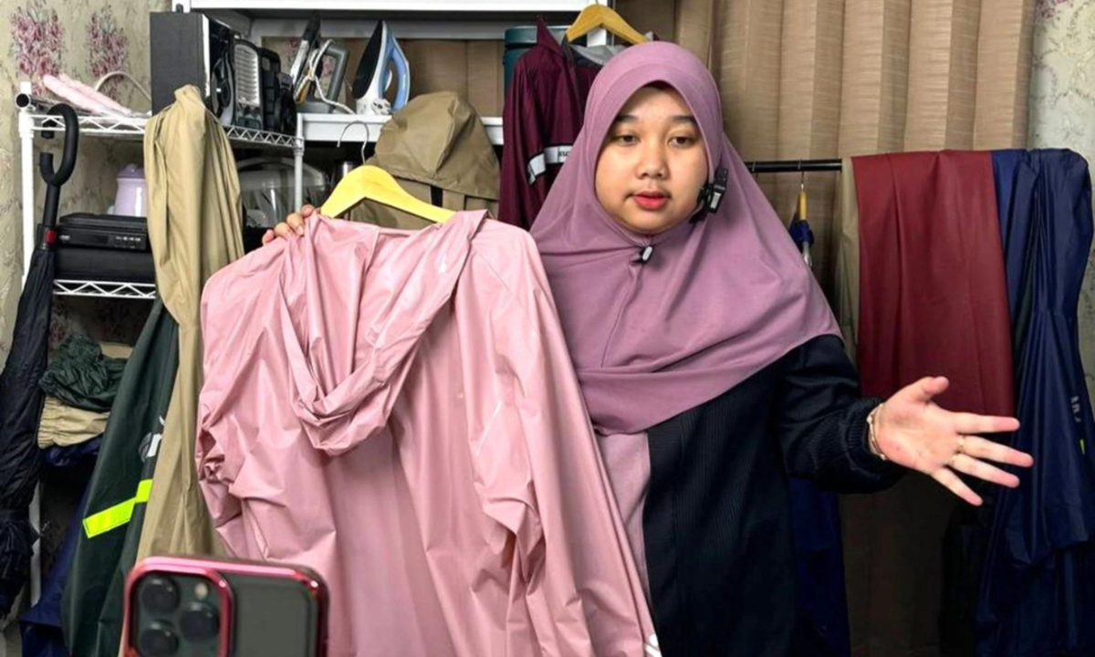 Kisah Dini Nurul Islami, Guru Honorer yang Ubah Hidup Lewat Shopee Affiliate dan Shopee Live