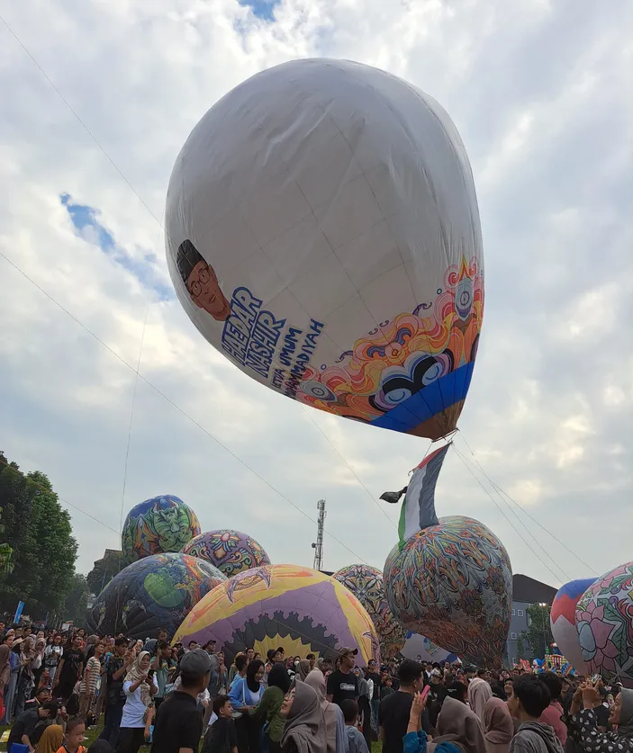 Festival Balon Udara UMP Purwokerto Pemandangan Udara Banyumas ...