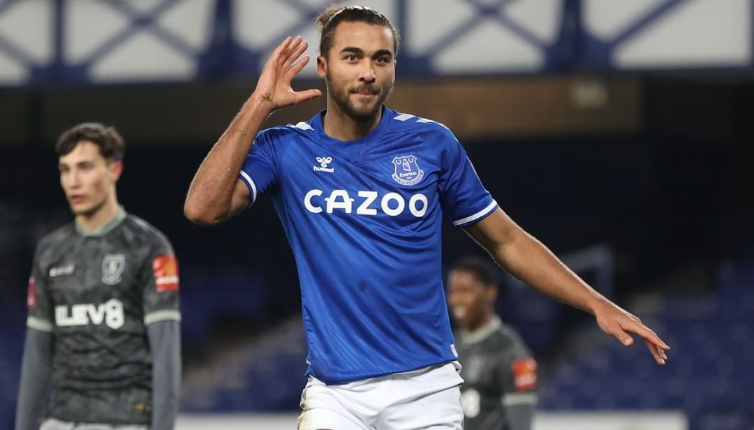 Striker Everton, Dominic Calvert-Lewin saat merayakan gol ke gawang Sheffield Wednesday di ajang Piala FA, Minggu, 24 Januari 2021.