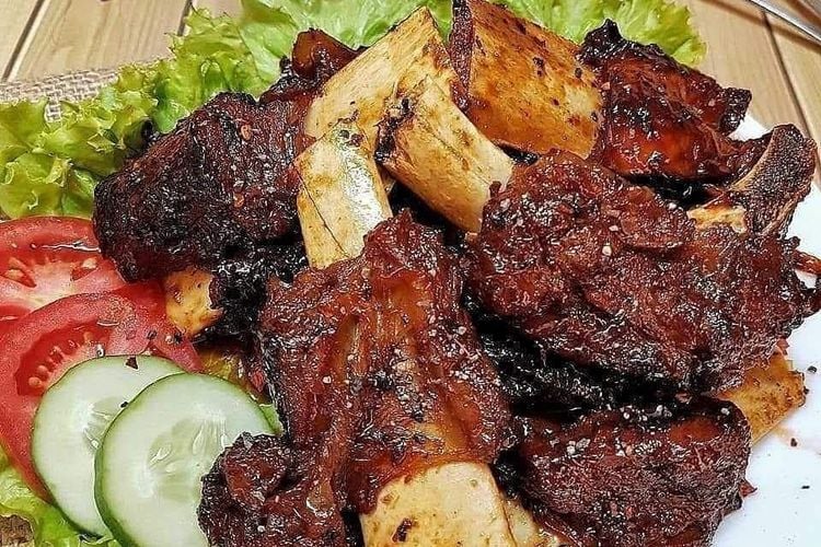 Resep Iga Bakar yang Empuk Dagingnya, Maknyus Rasanya, dan Dijamin Bikin Ketagihan