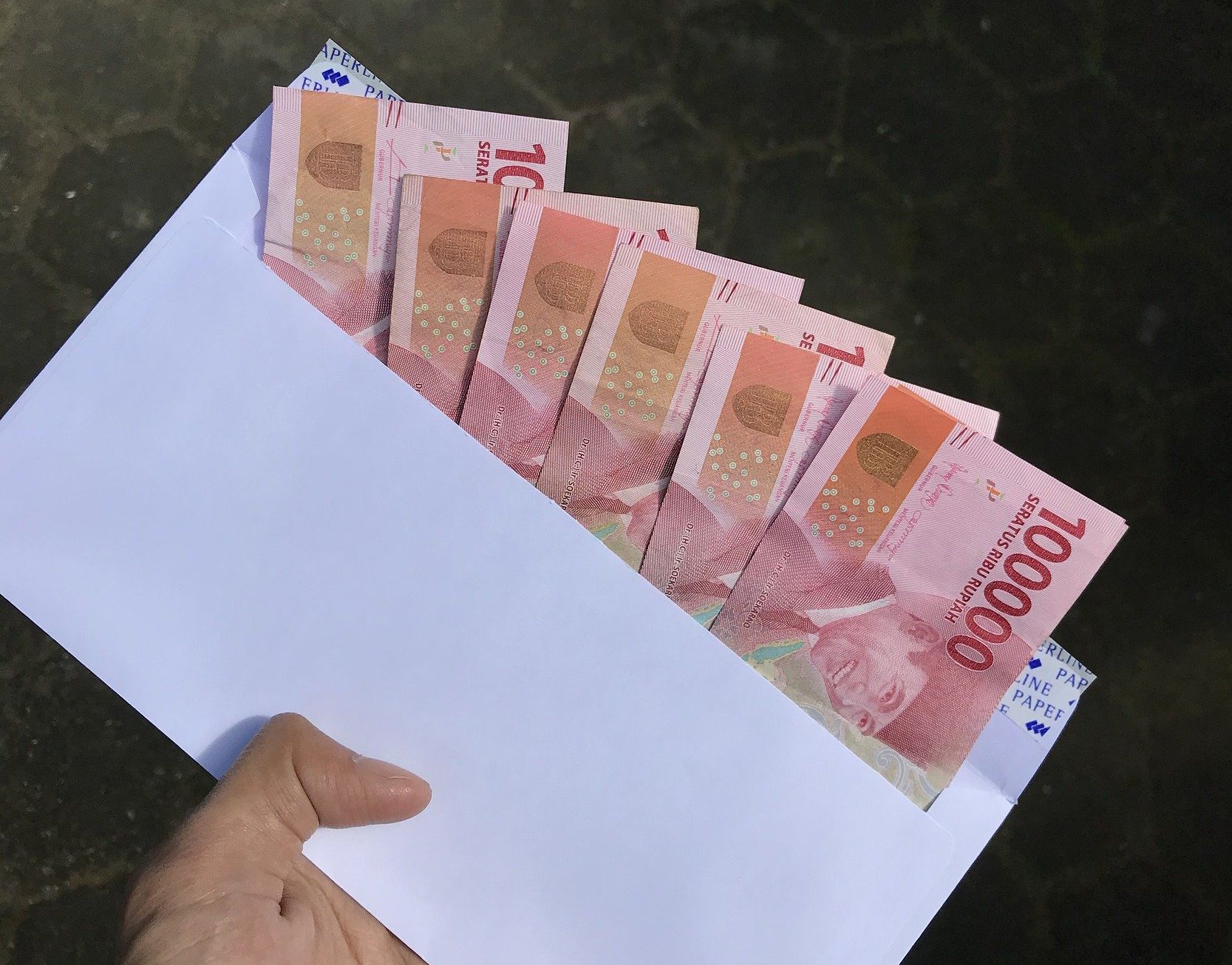 Dapatkan Bansos Rp300 Ribu untuk Pemilik Kartu Indonesia ...