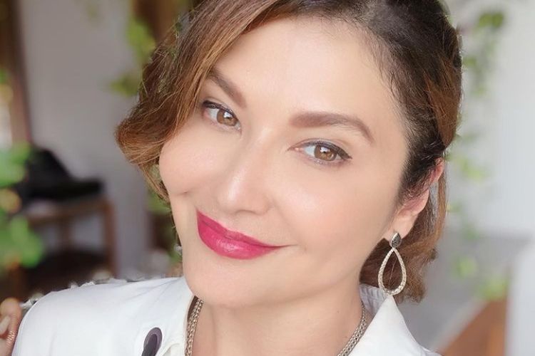 7 Potret Pesona Kecantikan Tamara Bleszynski Di Usia 46 Tahun Bak Masih