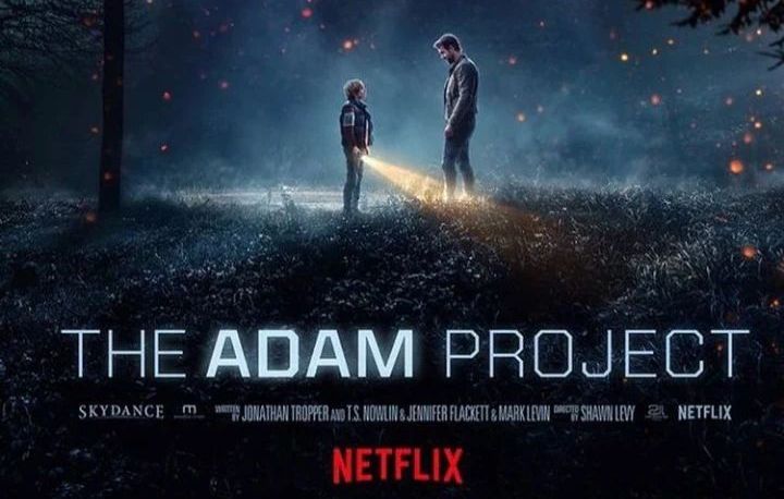 Ilustrasi. Poster film The Adam Project dibintangi Ryan Reynolds.