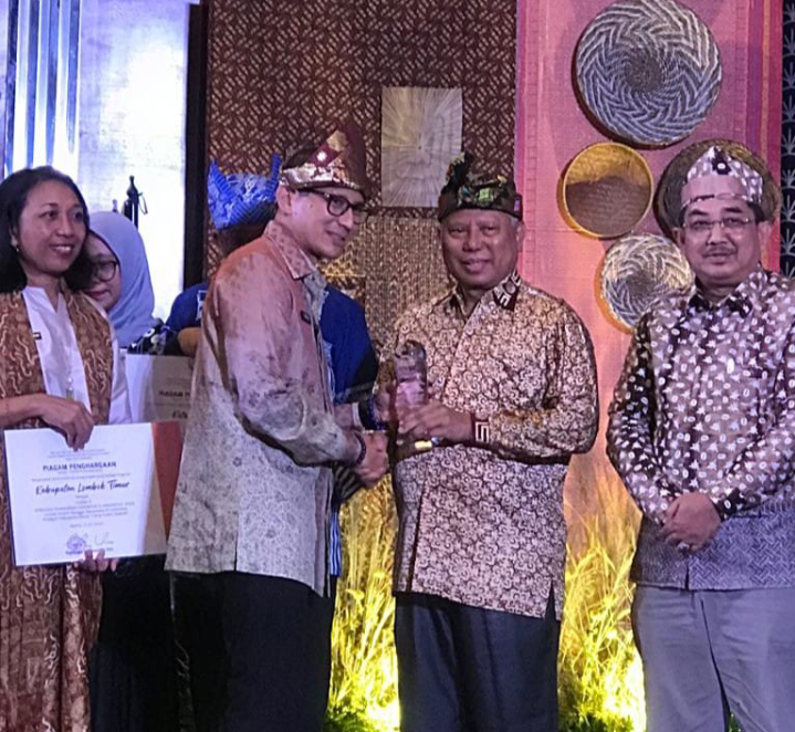 Foto Penghargaan Apresiasi Pemasaran Pariwisata Indonesia ( APPI ) 2023. 