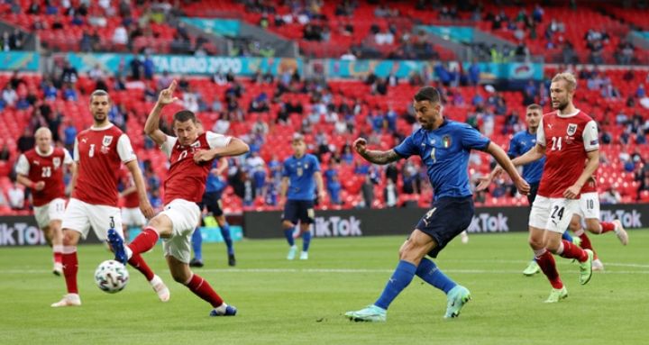 Leonardo Spinazzola mengalami cedera tendon Achilles yang saat melawan Belgia di babak perempat final Euro 2020.
