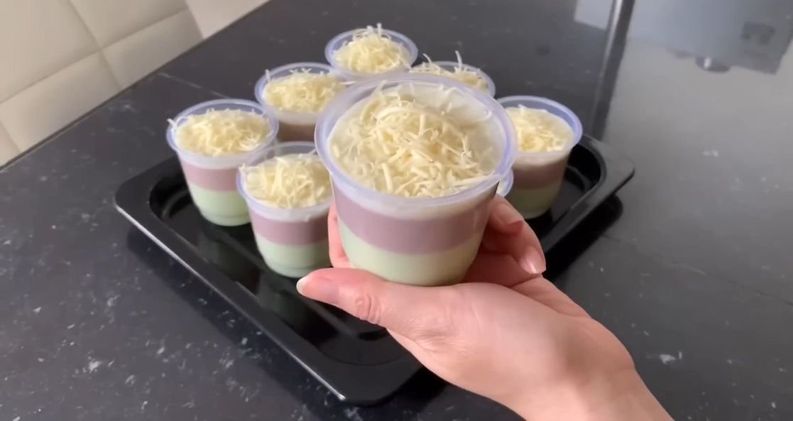 Simak berikut resep dan cara membuat Cheesy Milo Avocado pudding yang cocok disajikan saat takjil maupun sebagai hampers. 